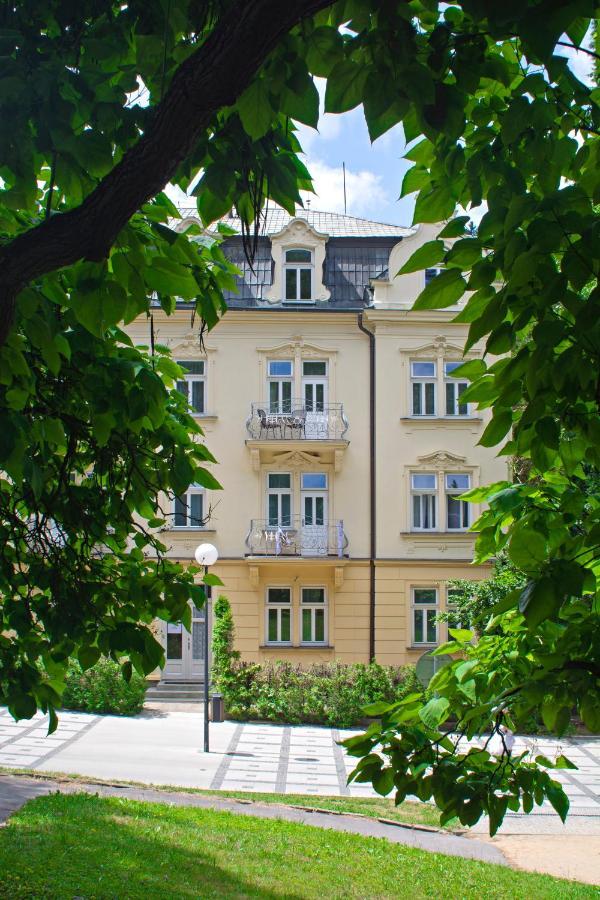 Villa Dagmar Luhačovice Dış mekan fotoğraf